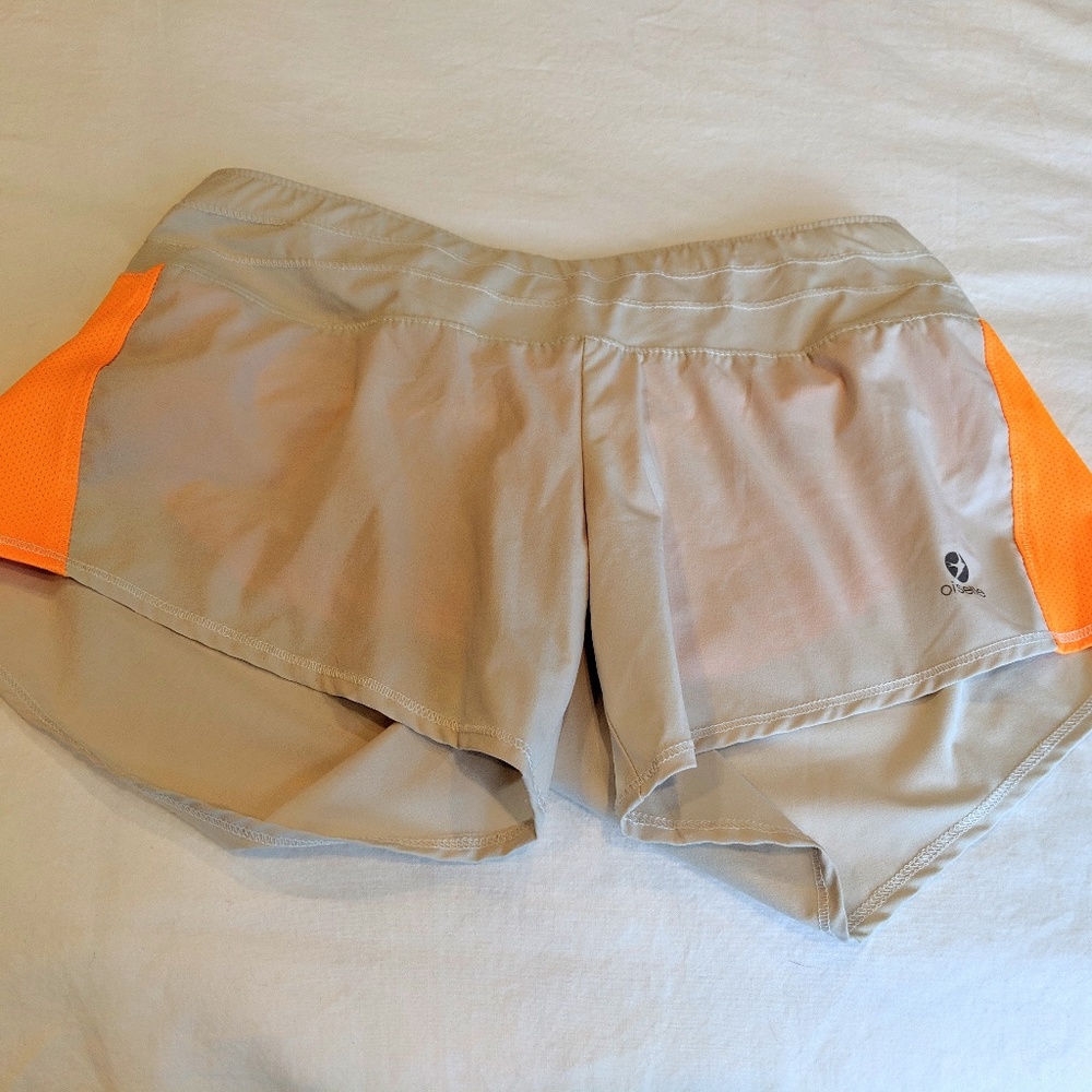 Oiselle Roga Toolbelt Shorts